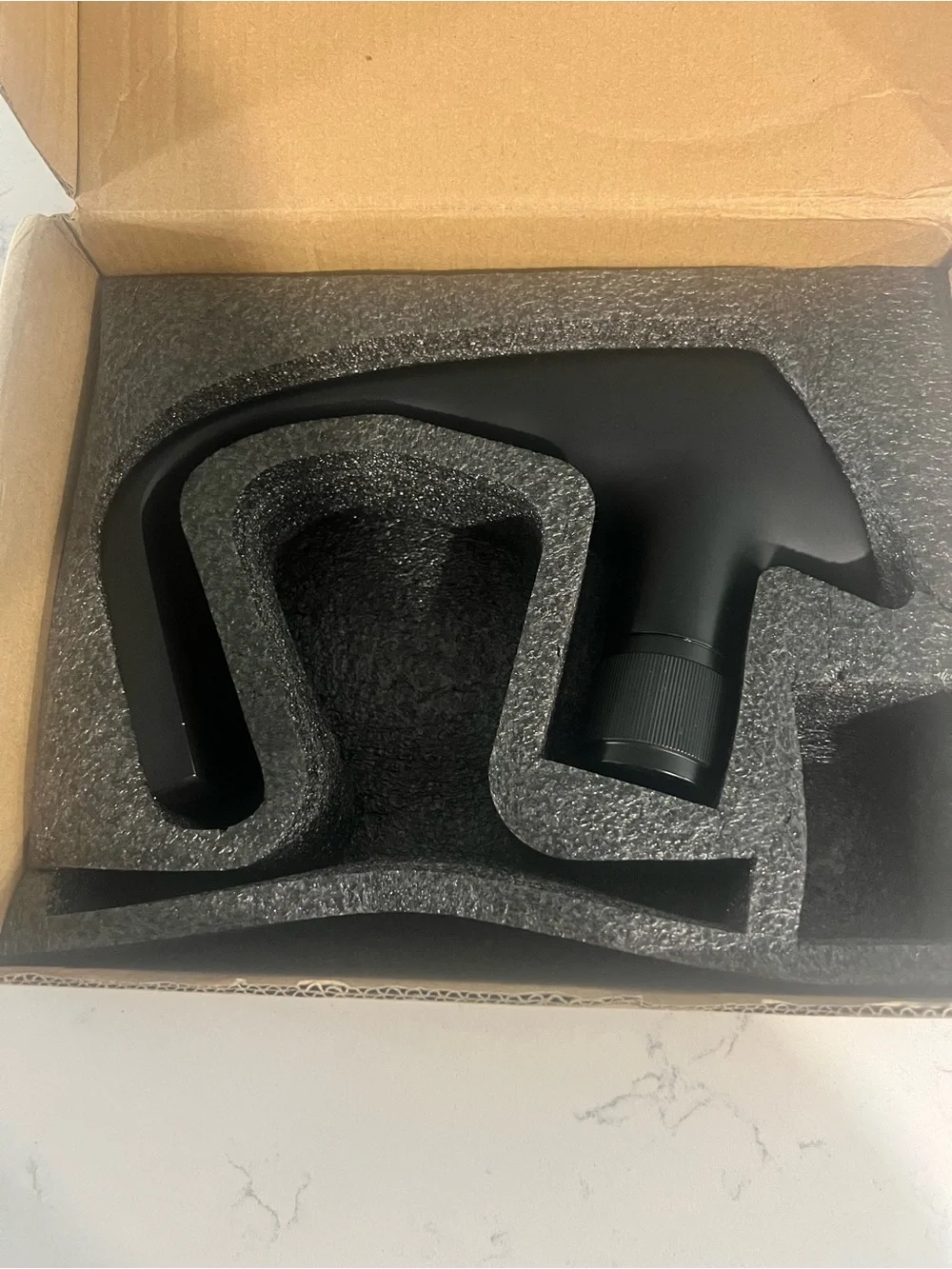 Matte Black Waterfall Bathroom Faucet – Single-Handle Modern Vanity Mixer